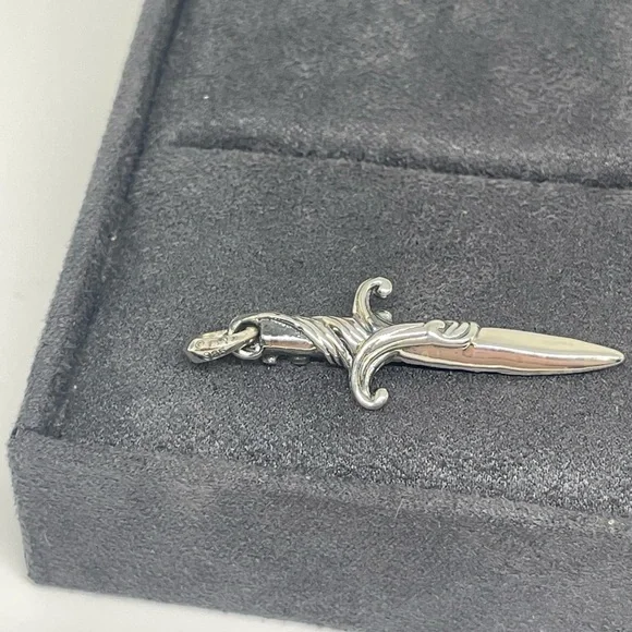 David Yurman Men's Waves Dagger Amulet - Picture 5 of 7